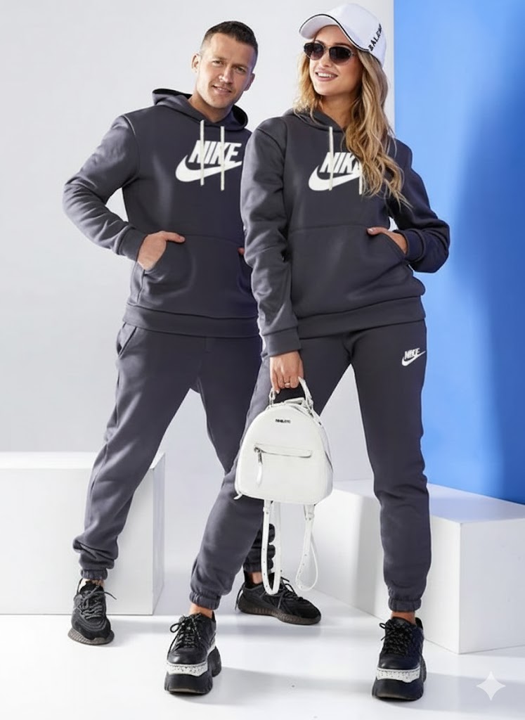 Спортивний костюм NIKE